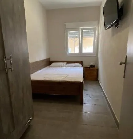 Kalouda Apartament *